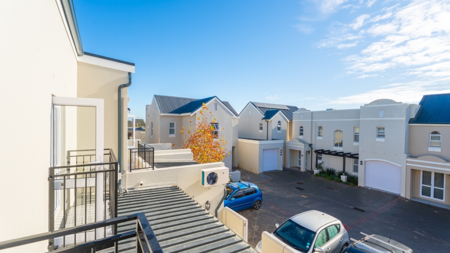 2 Bedroom Property for Sale in Stellenbosch Central Western Cape